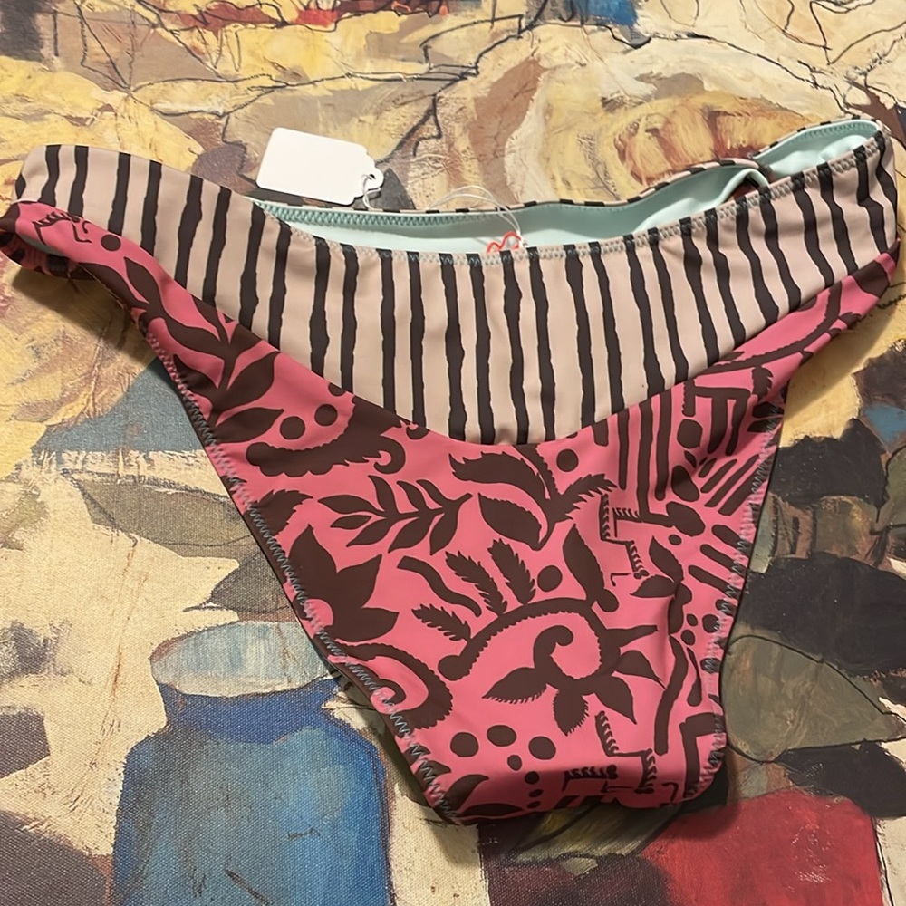 Bikini Bottom - Picture 7 of 8